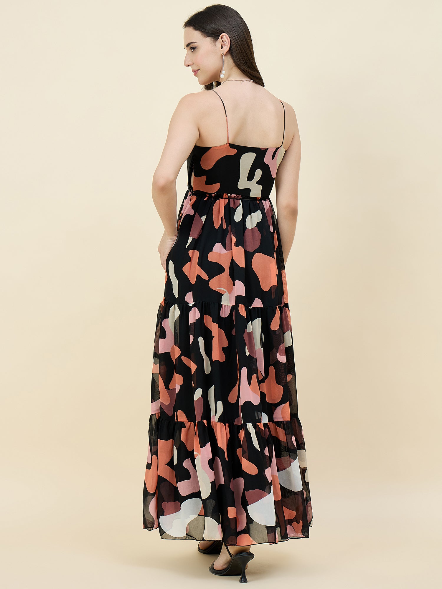 Flared bodycon dress in black & red colour