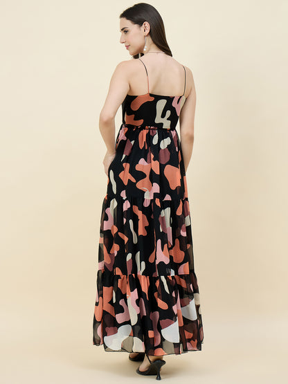Flared bodycon dress in black & red colour