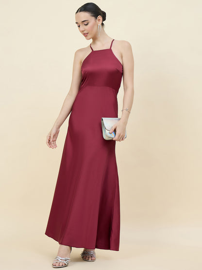 Satin bodycon dress in maroon colour