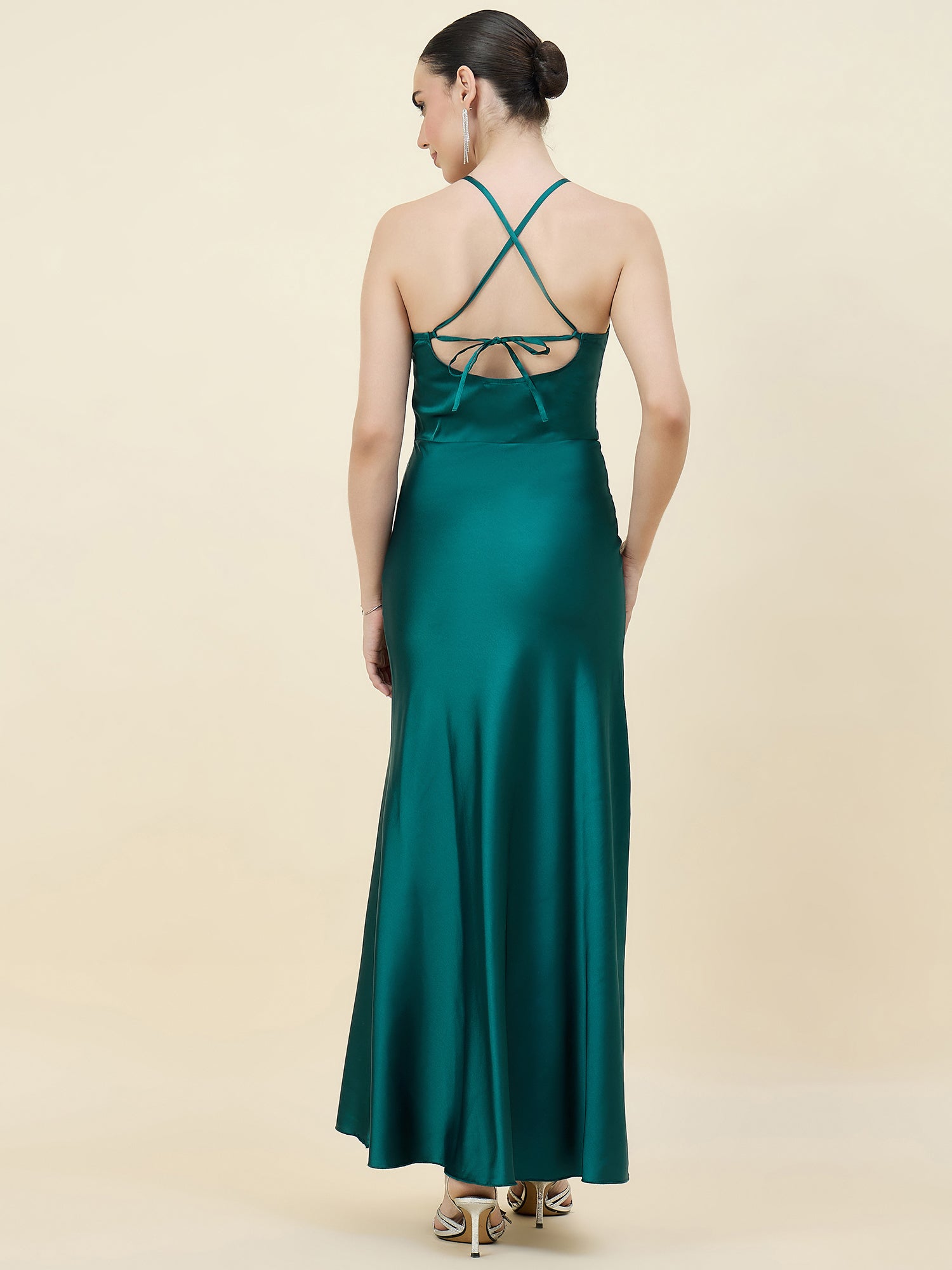 Satin bodycon dress in green colour