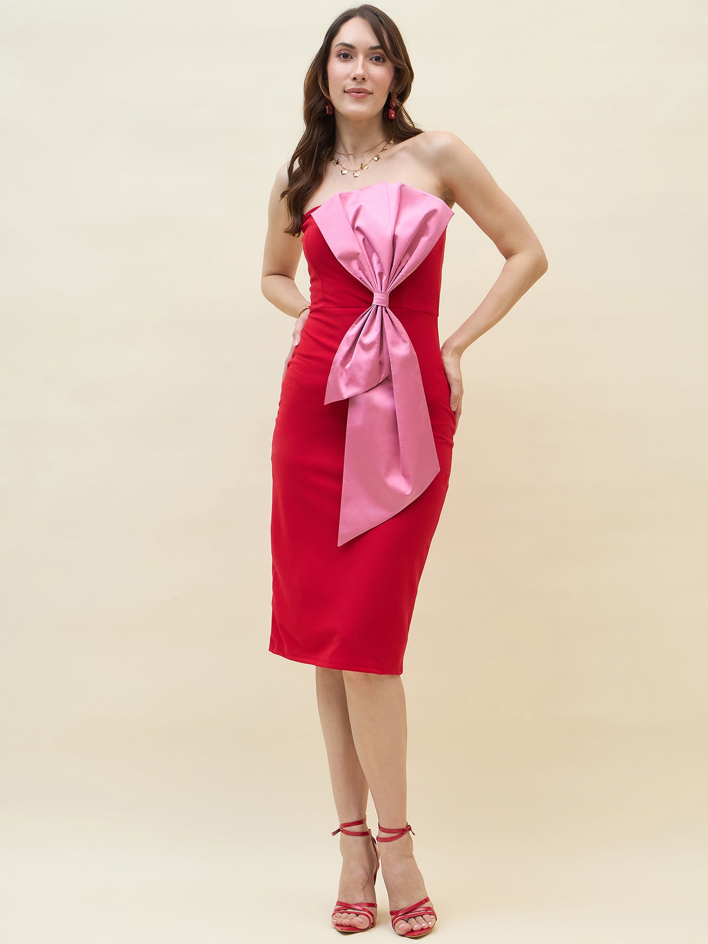 Lycra bodycon dress in red color