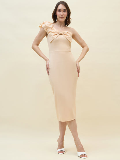 Below-knee solid dress in cream colour