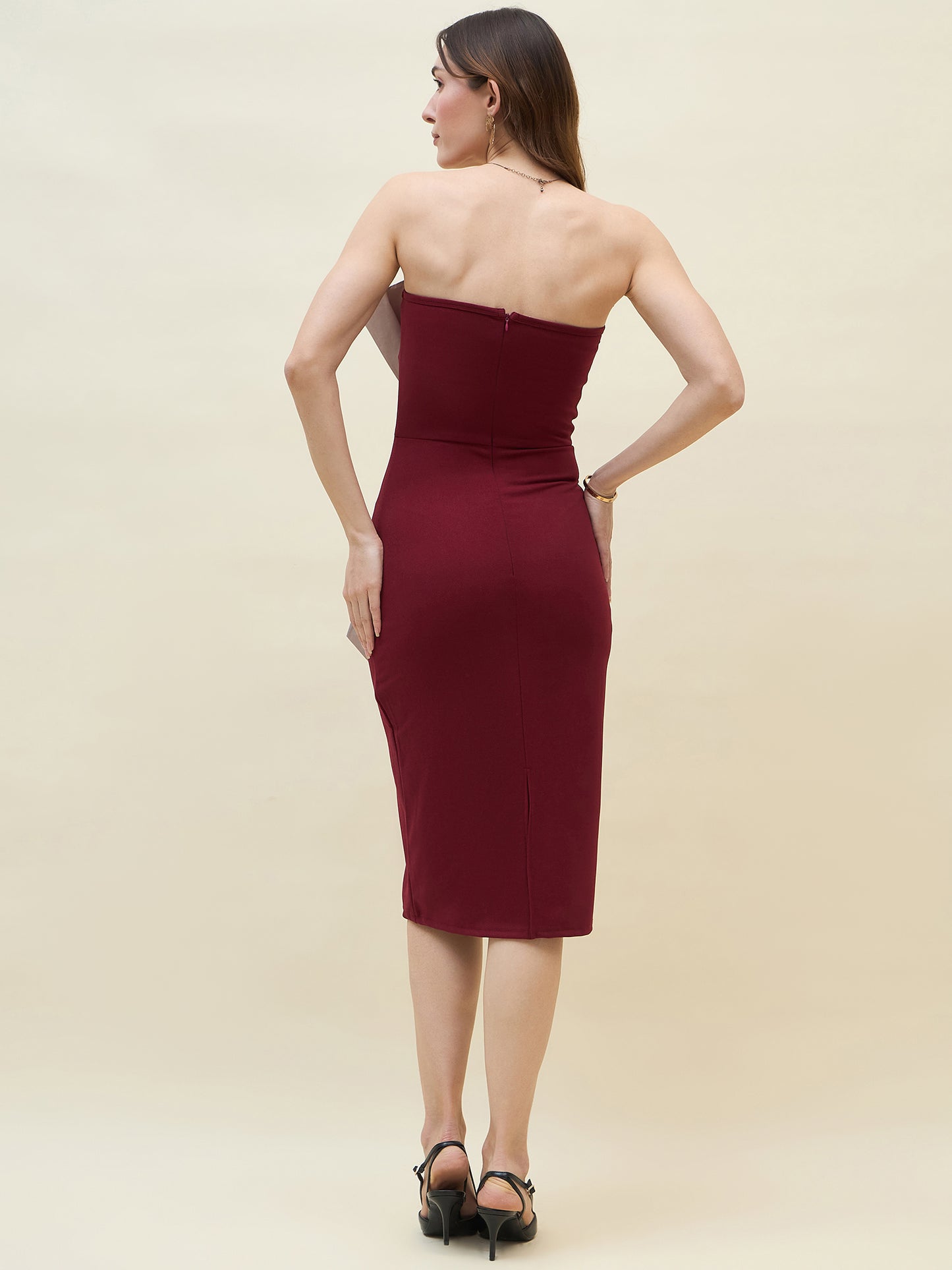 Lycra bodycon dress in maroon color