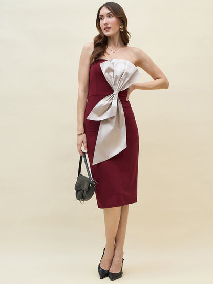 Lycra bodycon dress in maroon color