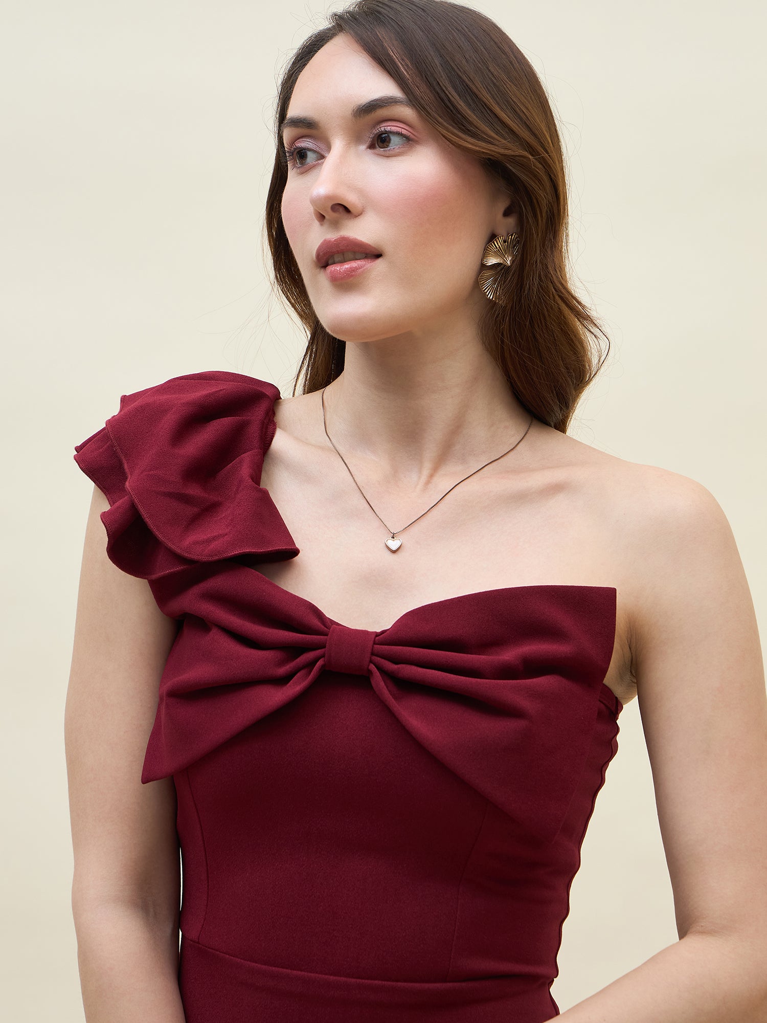 Below-knee solid dress in maroon  colour