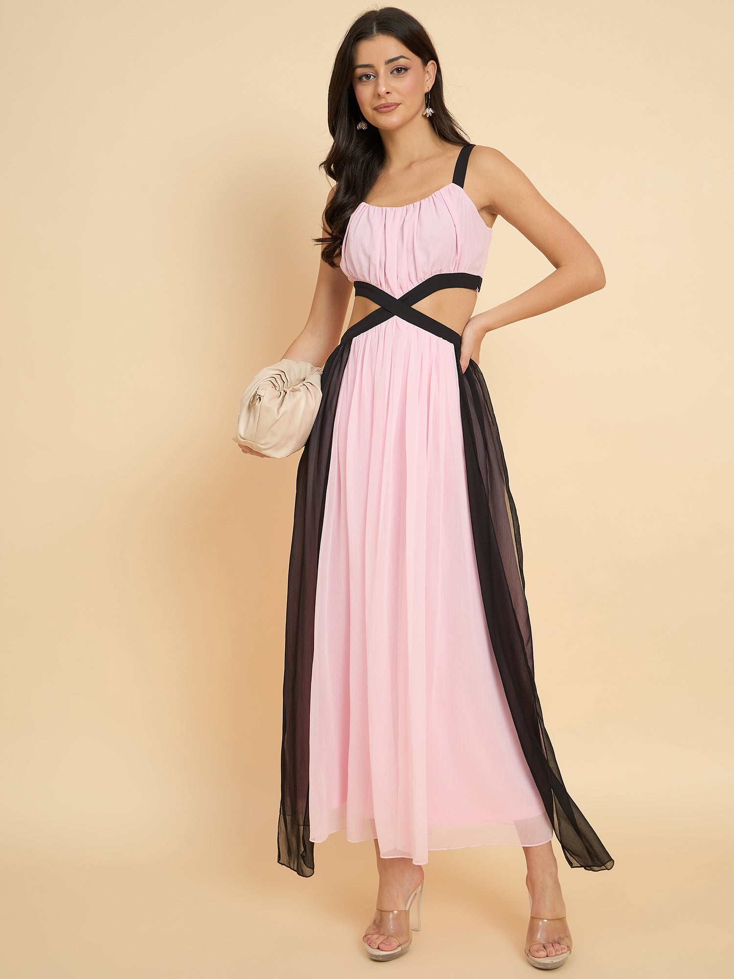 Color-blocked maxi dress in light pink colour