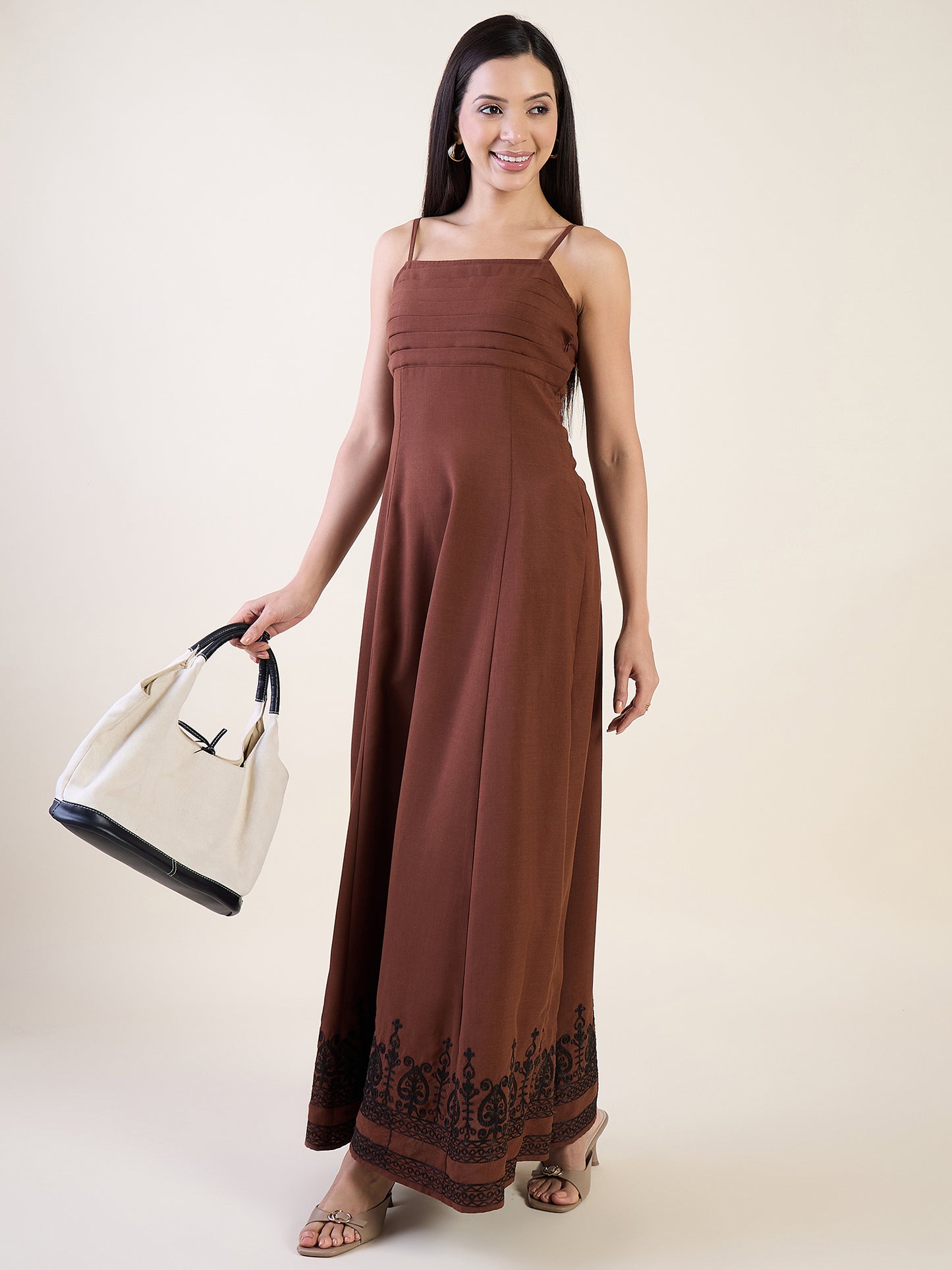 Square neckline maxi dress in brown colour
