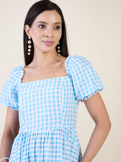 Checkered maxi dress with square neckline in blue colour