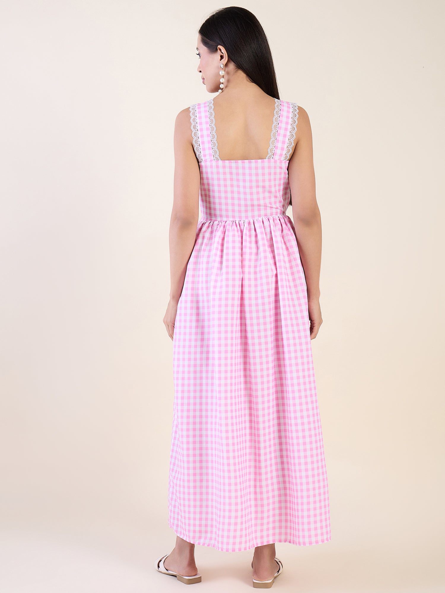 Classic gingham maxi dress in pink color palette