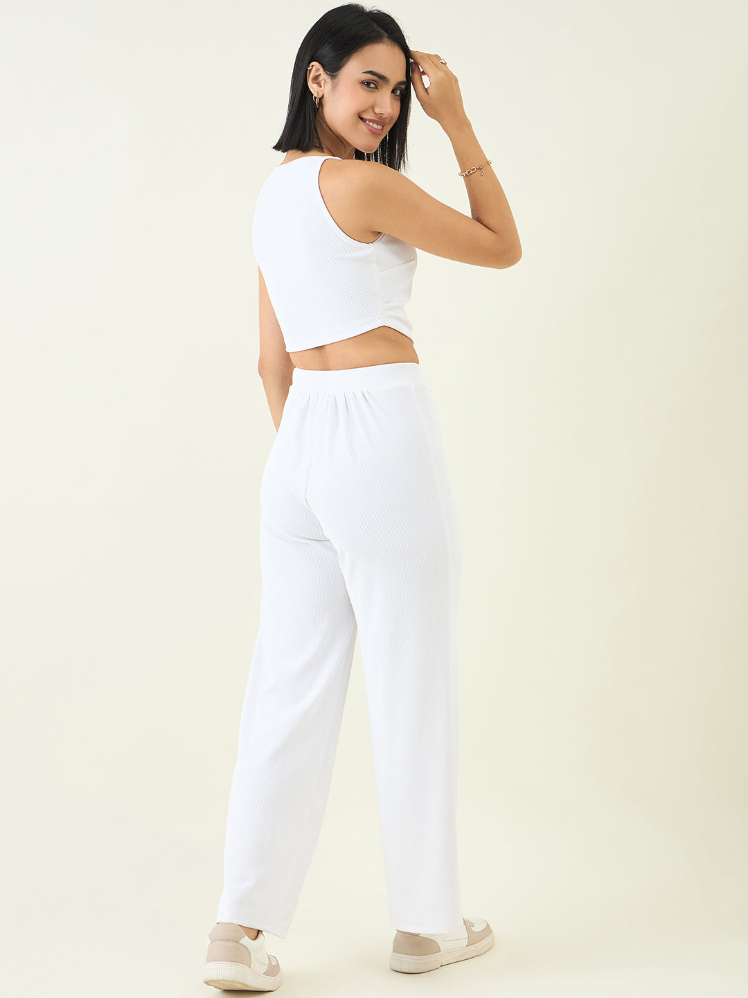 Women's Black Sleeveless Crop Top & High Waist Pants Co-ord Set