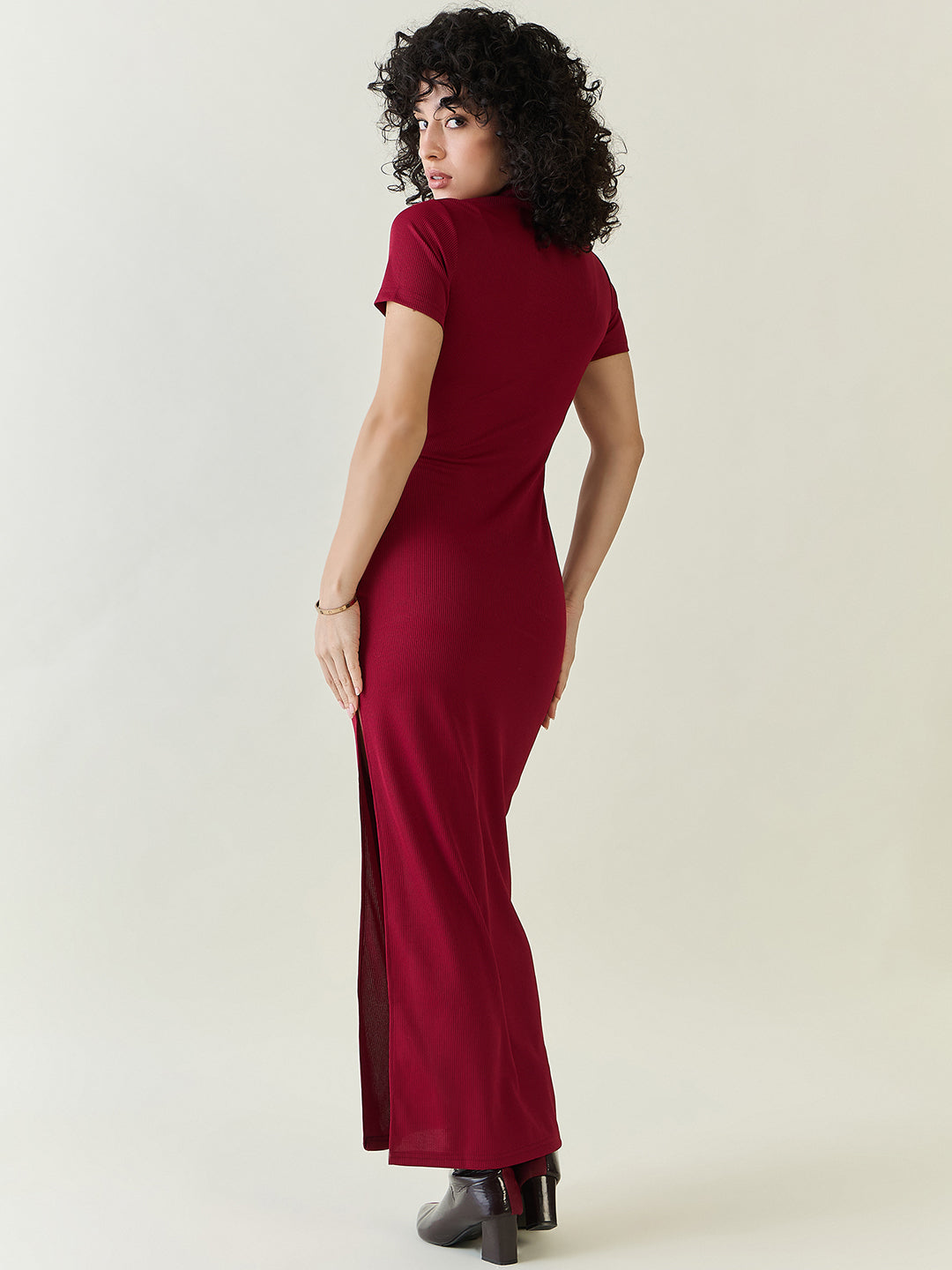 Rib Collared Neck Side Slit Bodycon Dress