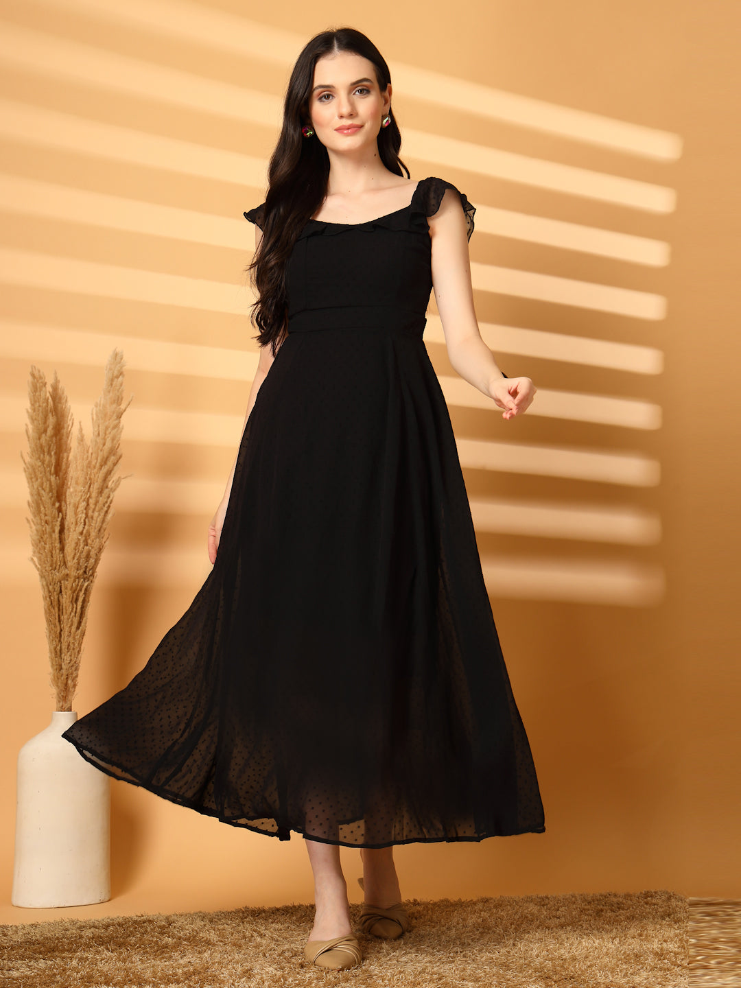 Ruffle Strap Backless Maxi Dress