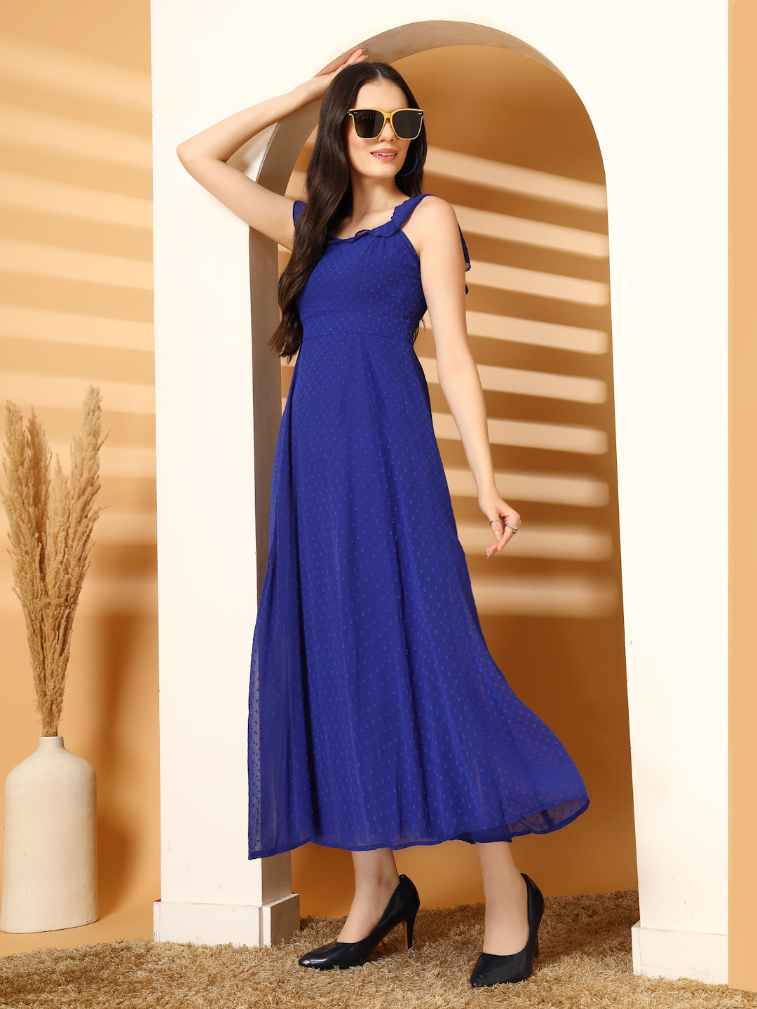 Ruffle Strap Backless Maxi Dress