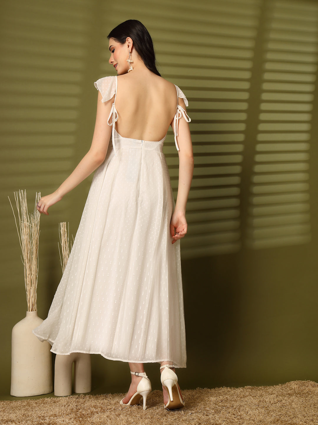 Ruffle Strap Backless Maxi Dress