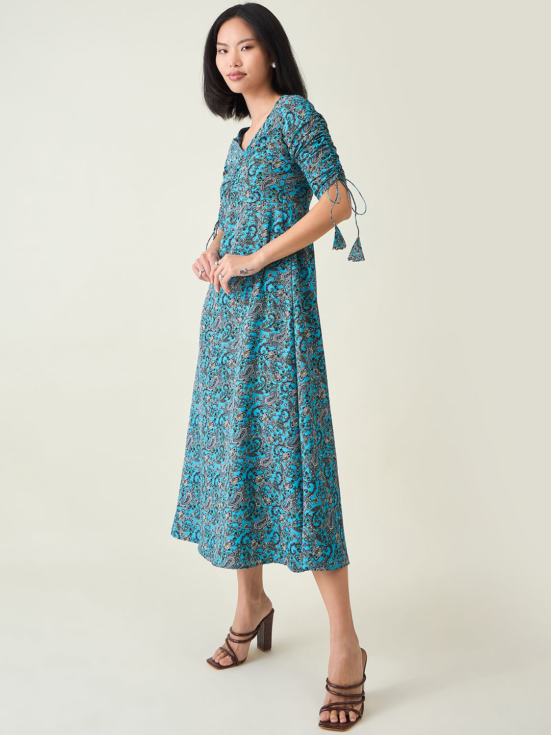 AAYU Sweetheart Neck A-Line Dress